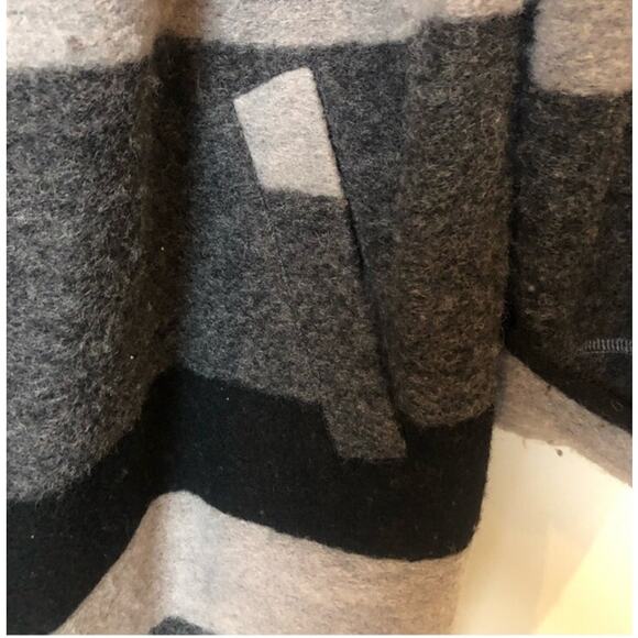 Roots Wool Blend Striped Open Front Coatigan Jacket, Gray and Black, Size Small - Picture 5 of 6